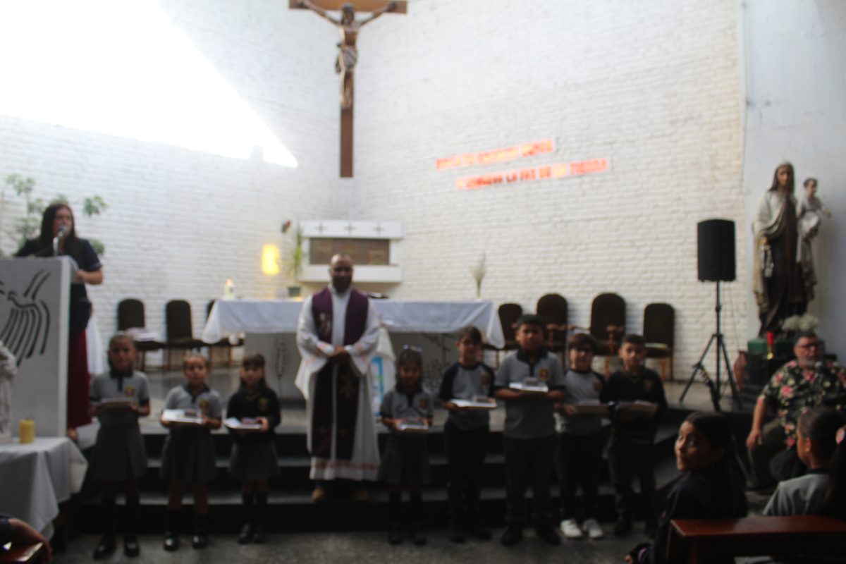 Entronización Biblia